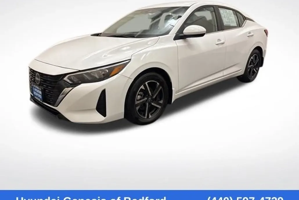 2024 Nissan Sentra SV photo 1