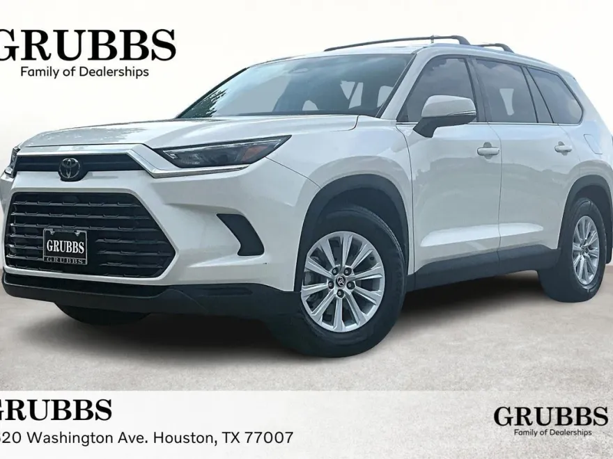 2024 Toyota Grand Highlander XLE photo 1