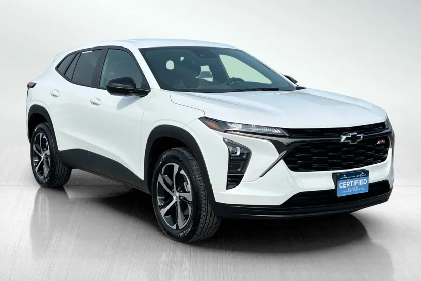 2024 Chevrolet Trax photo 1