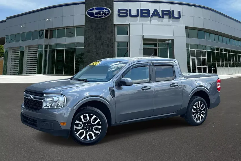 2023 Ford Maverick Lariat photo 1