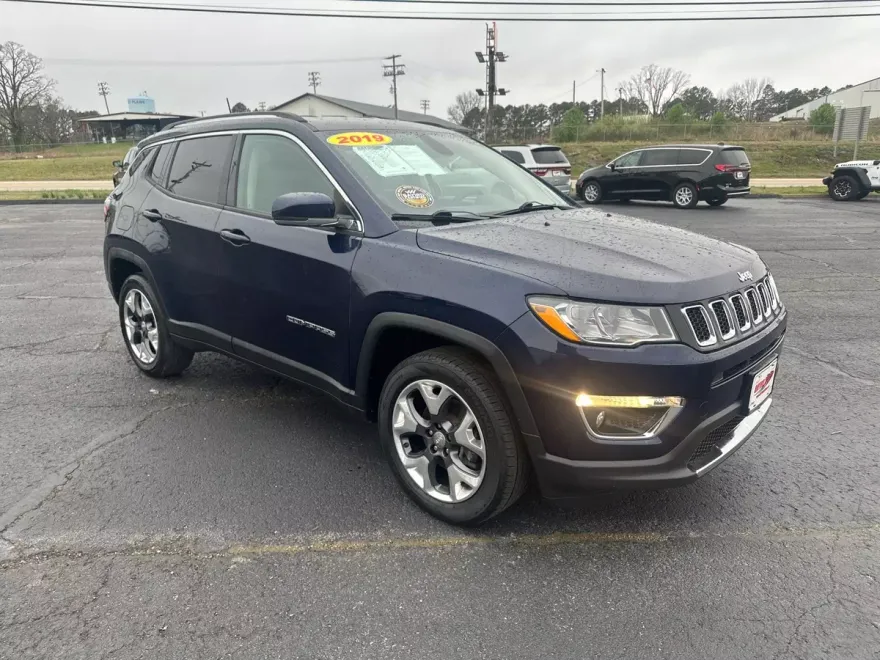2019 Jeep Compass Limited photo 1