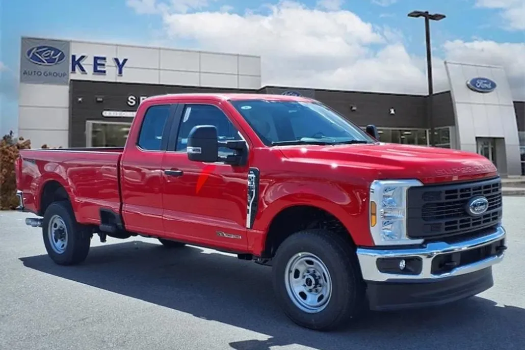 2026 Ford F-350 photo 1