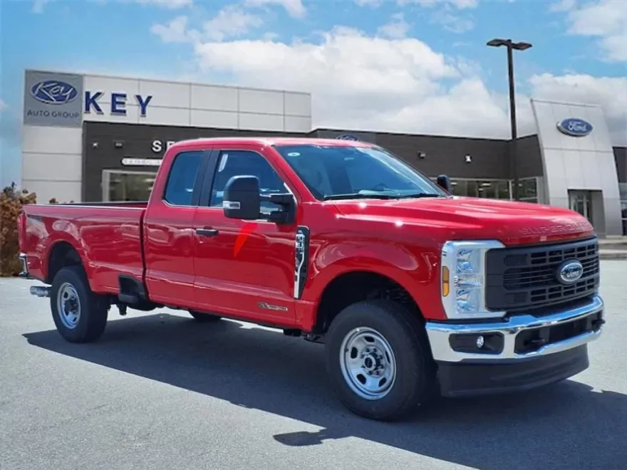 2026 Ford F-350 photo 1