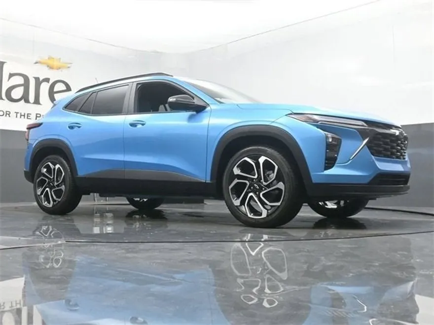 2025 Chevrolet Trax photo 1