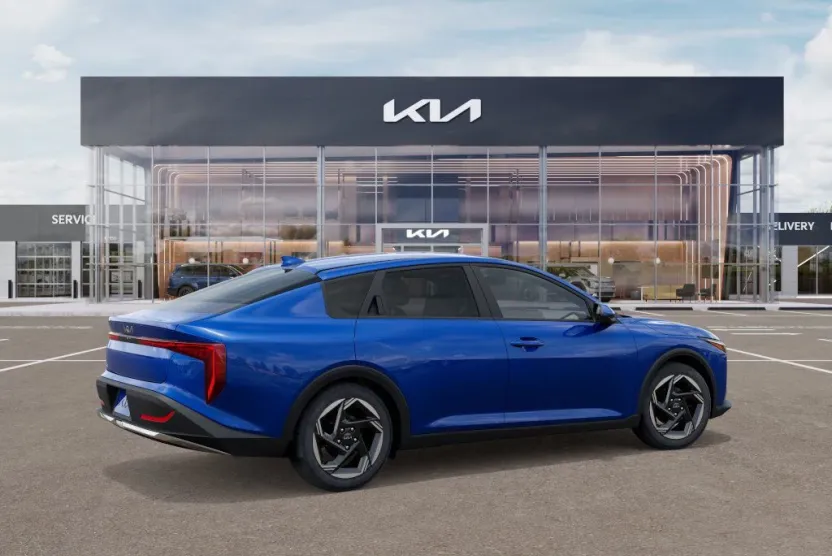 2025 Kia K4 EX photo 1