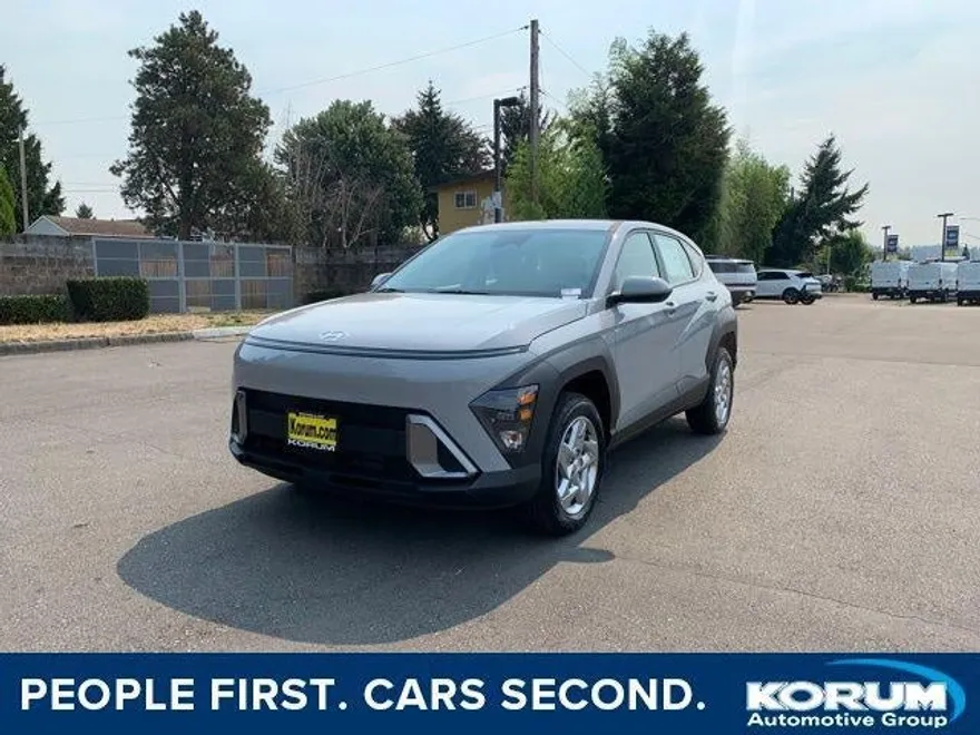 2026 Hyundai Kona SE photo 1