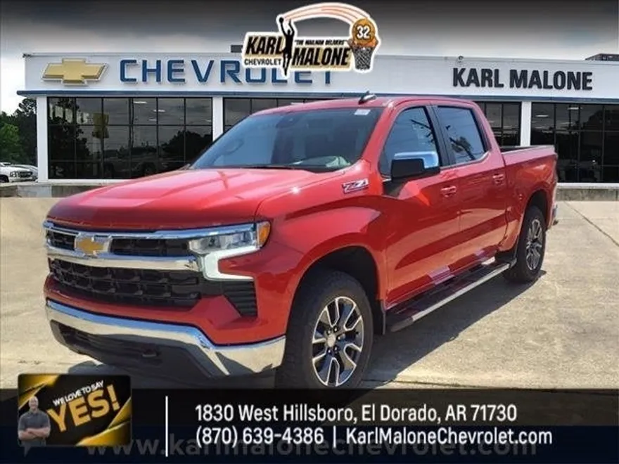 2024 Chevrolet Silverado 1500 LT1 photo 1