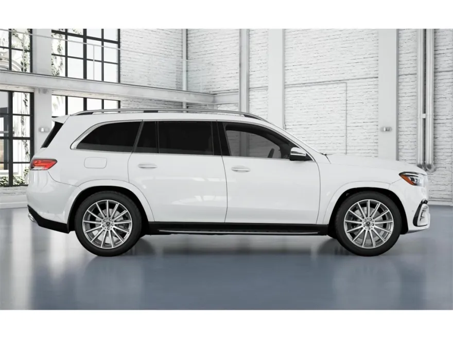 2025 Mercedes Benz GLS 580 4MATIC photo 1