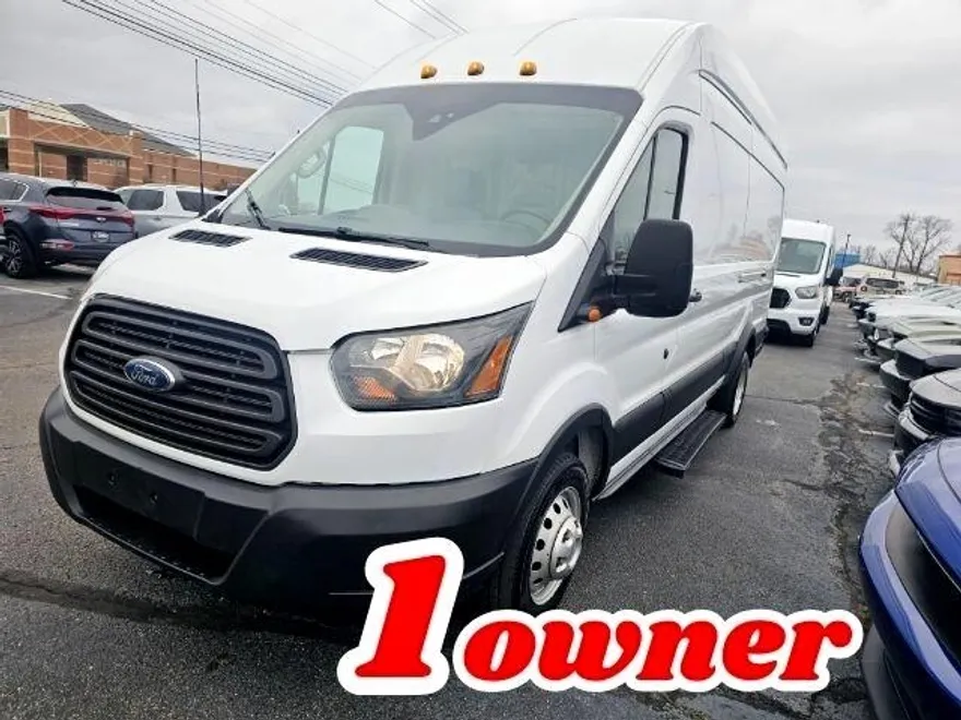 2019 Ford Transit Van photo 1