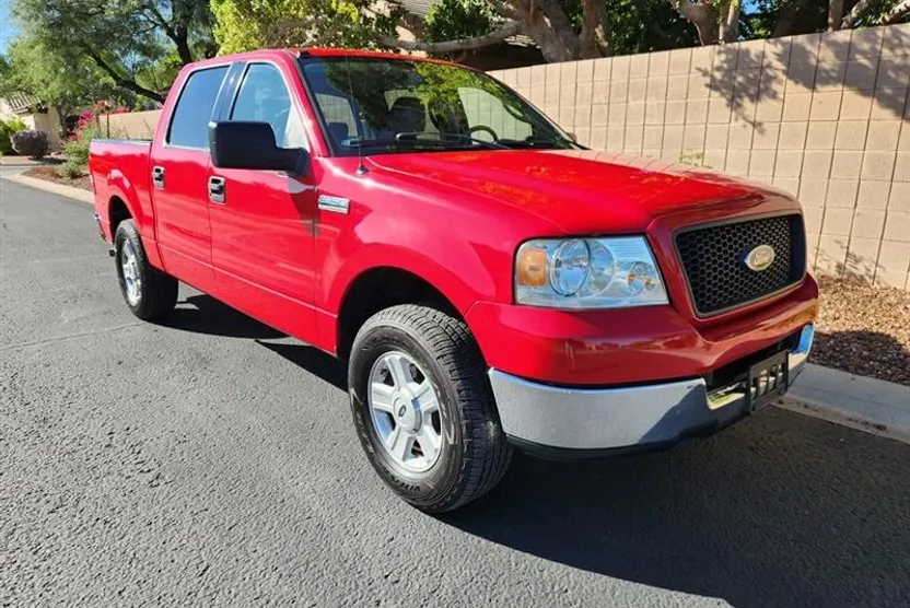 2004 Ford F-150 XLT photo 1