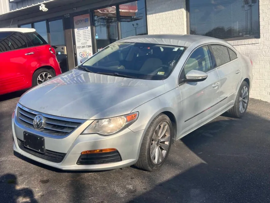 2011 Volkswagen CC Sport photo 1