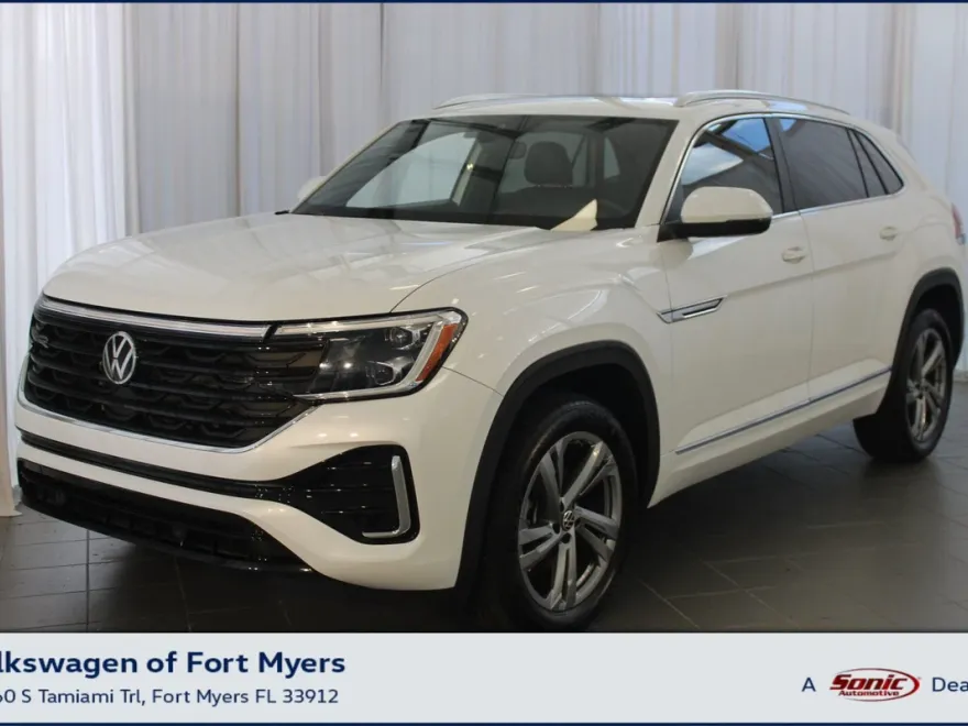 2024 Volkswagen Atlas Cross Sport SEL R-Line photo 1