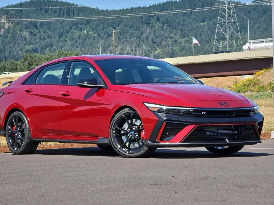 2025 Hyundai Elantra N photo 1
