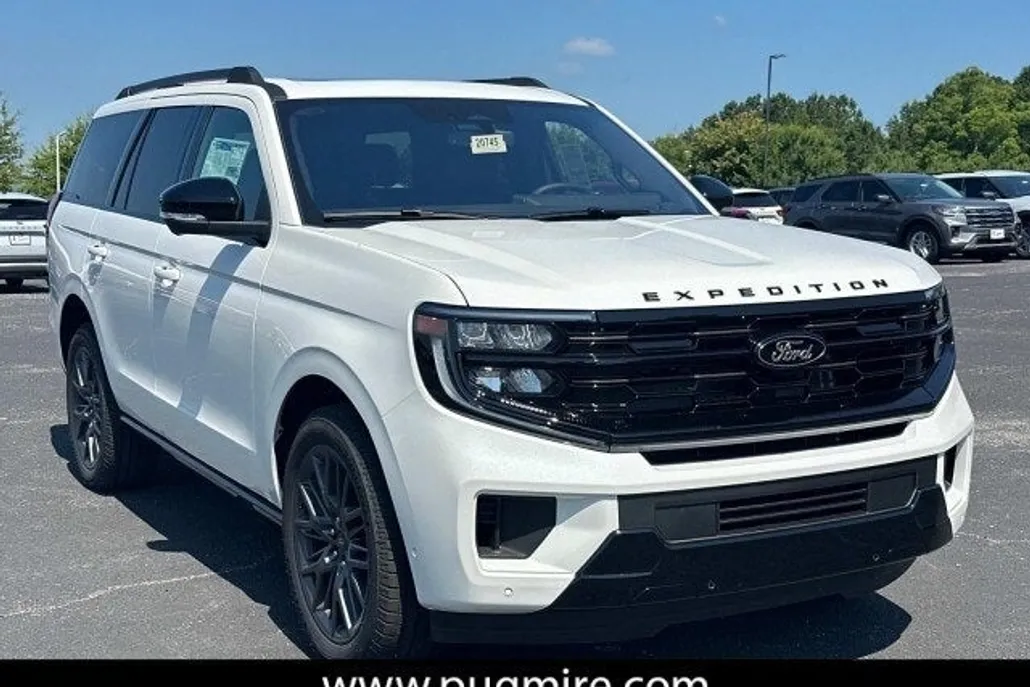 2025 Ford Expedition Platinum photo 1