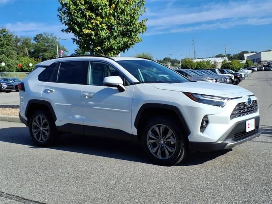 2024 Toyota RAV4 Hybrid Limited photo 1