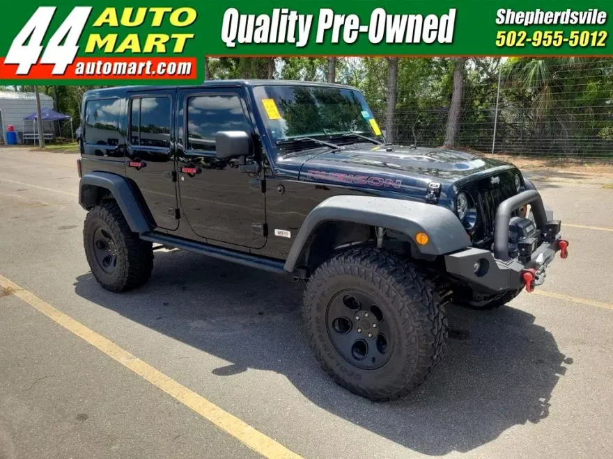 2013 Jeep Wrangler Unlimited Rubicon photo 1