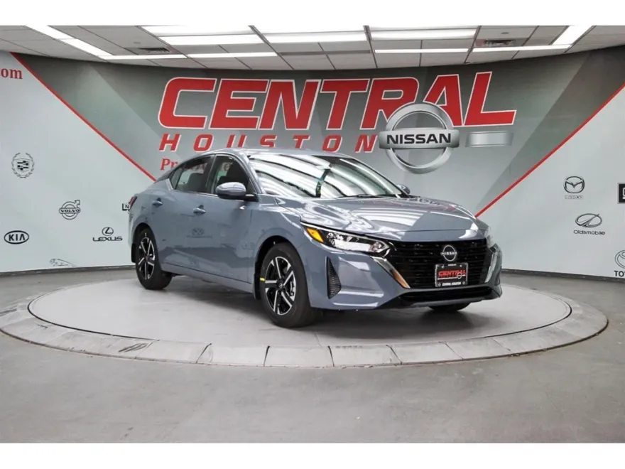 2025 Nissan Sentra SV photo 1