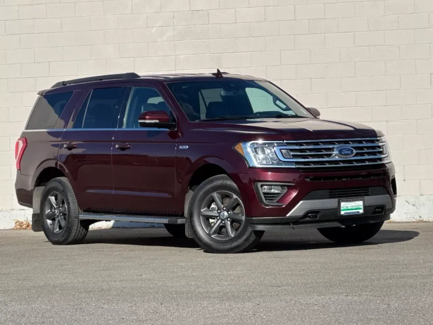 2021 Ford Expedition XLT photo 1