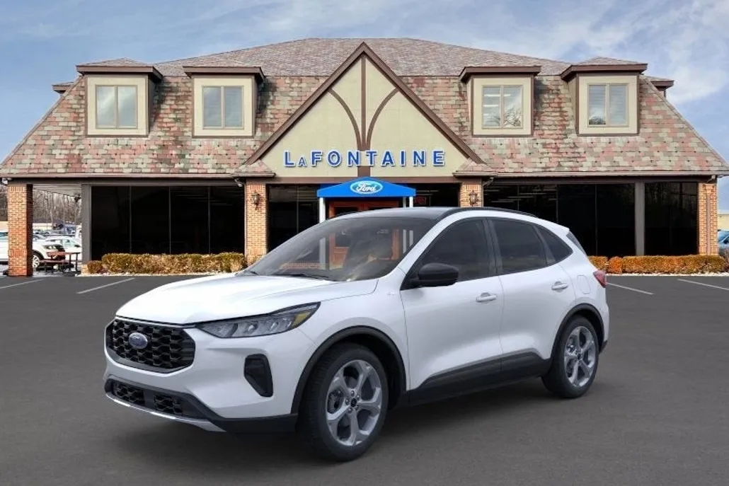 2025 Ford Escape ST-Line photo 1