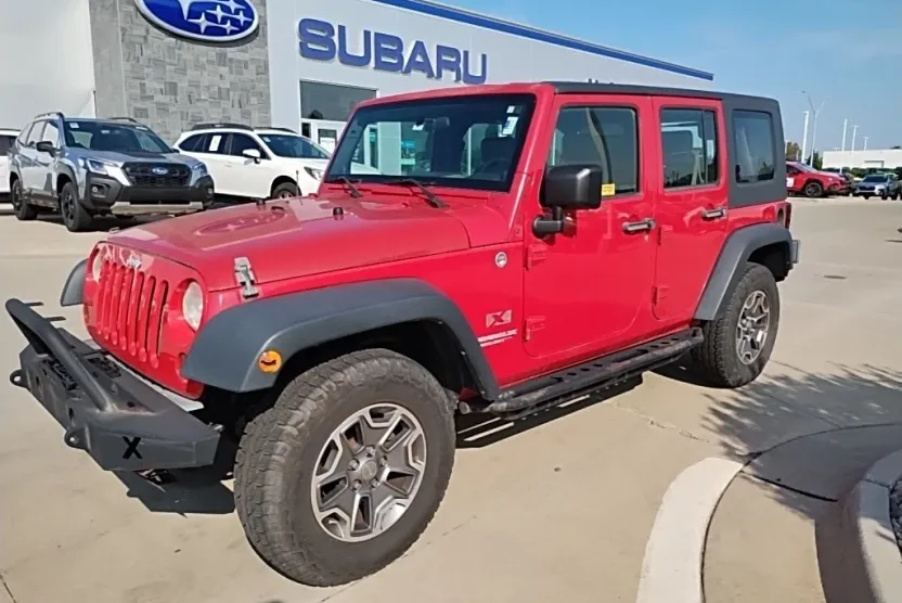 2009 Jeep Wrangler Unlimited X photo 1