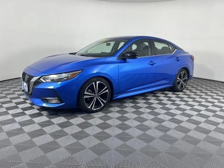 2020 Nissan Sentra SR photo 1