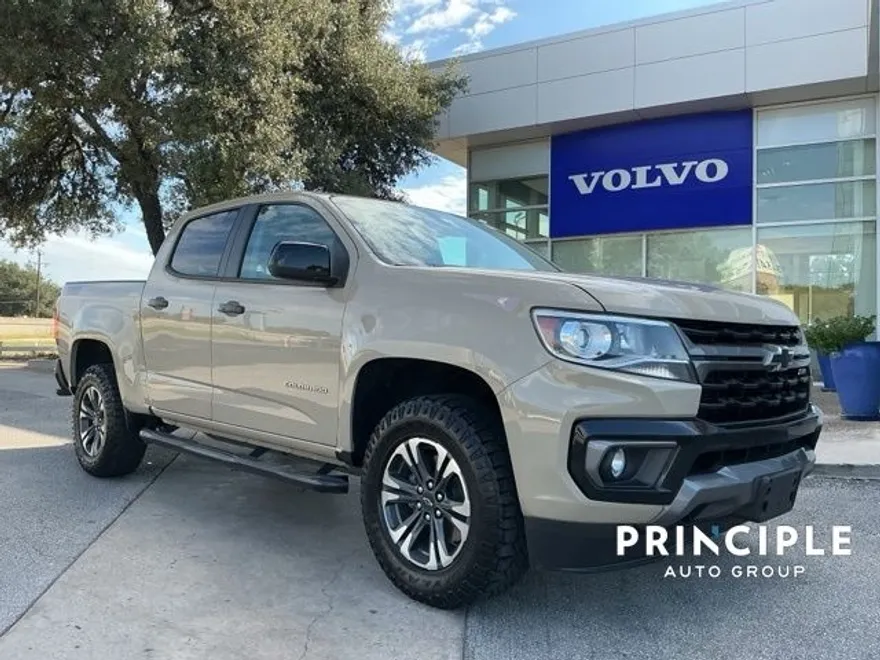 2022 Chevrolet Colorado Z71 photo 1