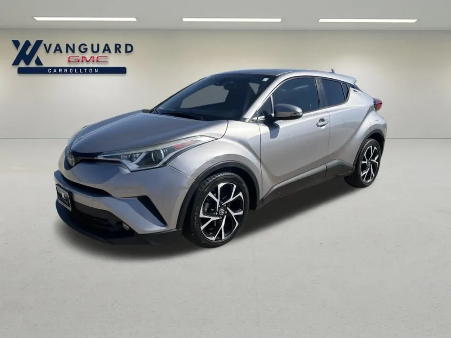 2018 Toyota C-HR XLE Premium photo 1