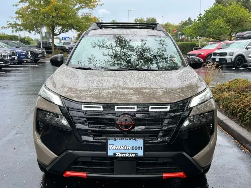 2025 Nissan Rogue SV photo 1