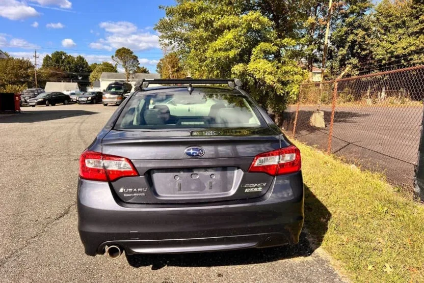 2017 Subaru Legacy 2.5i Sport photo 1