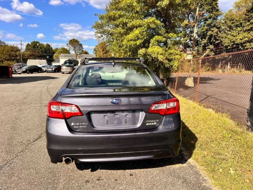 2017 Subaru Legacy 2.5i Sport photo 1