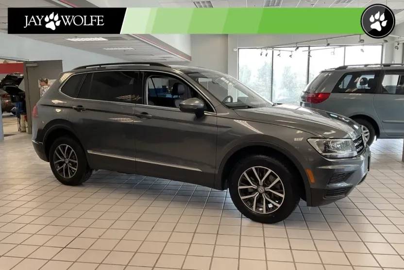 2020 Volkswagen Tiguan SE photo 1