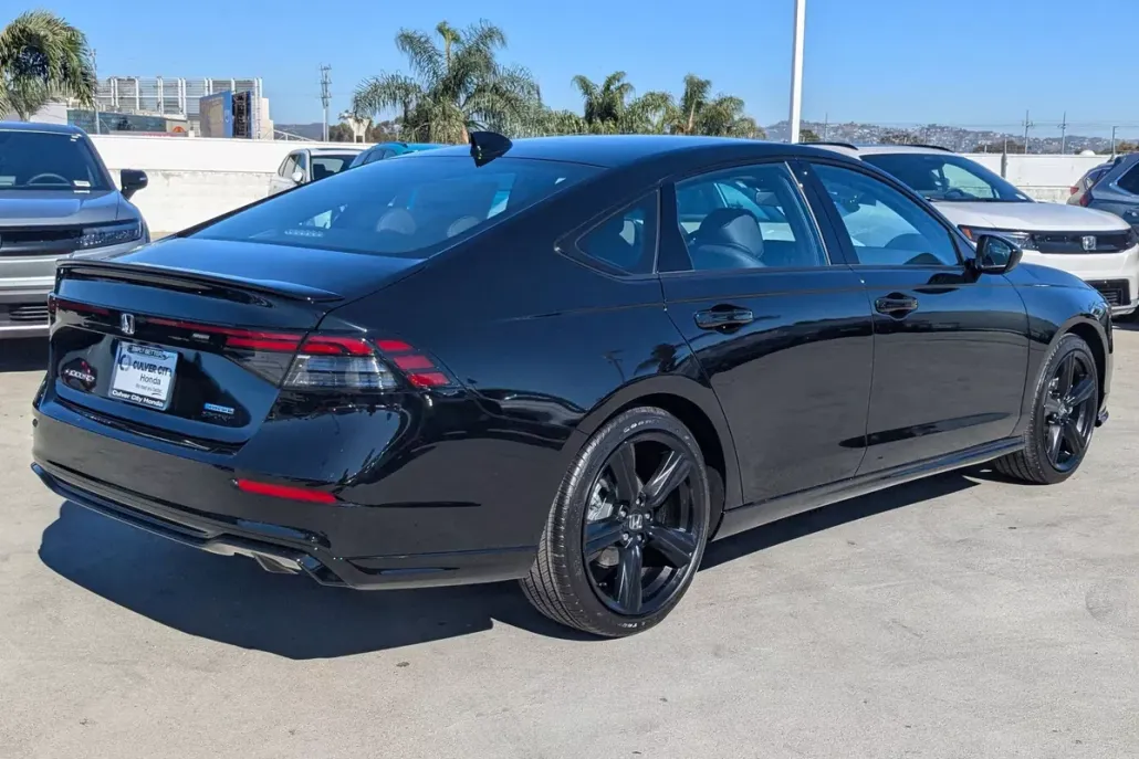 2025 Honda Accord Hybrid Sport-L photo 1