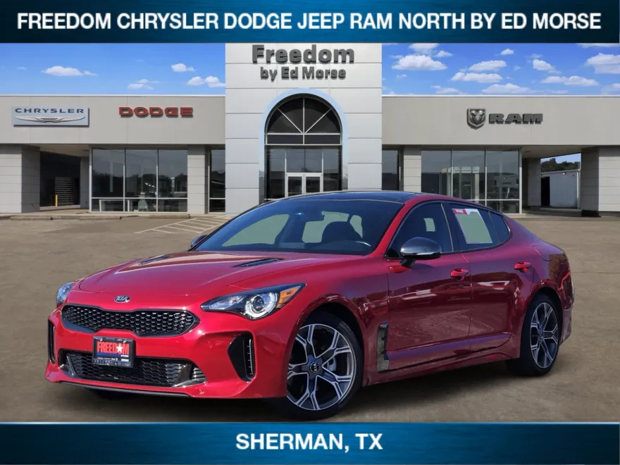 2021 Kia Stinger GT-Line photo 1