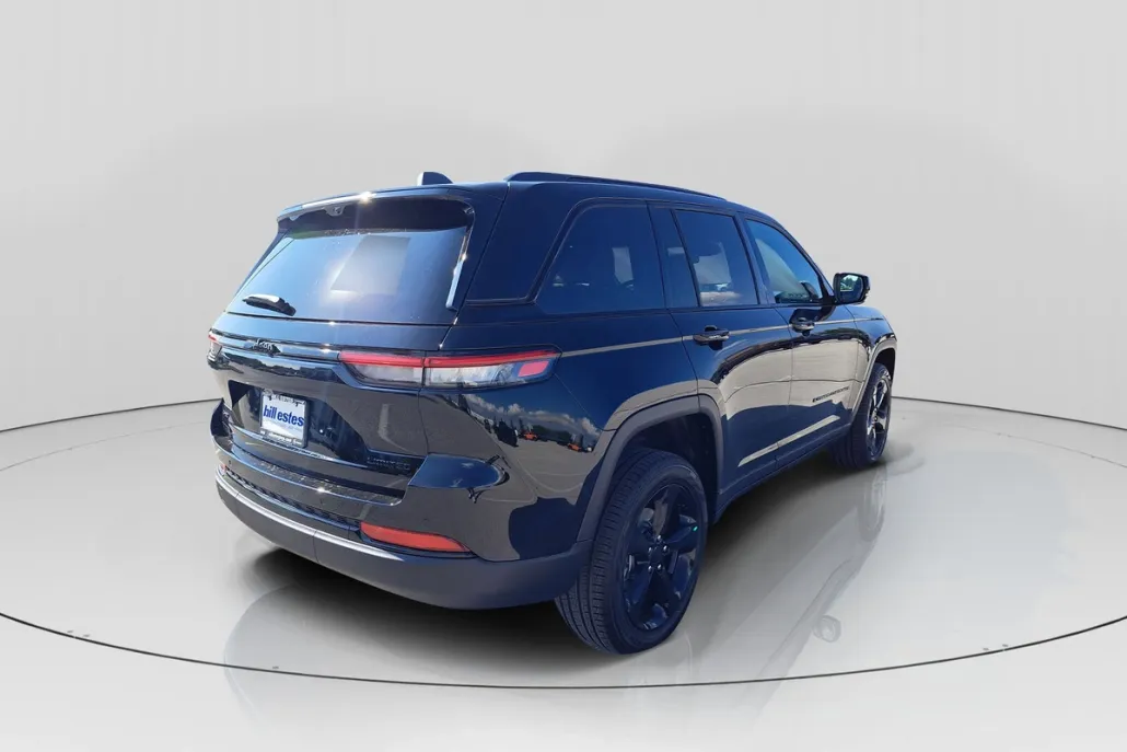 2025 Jeep Grand Cherokee Limited photo 1