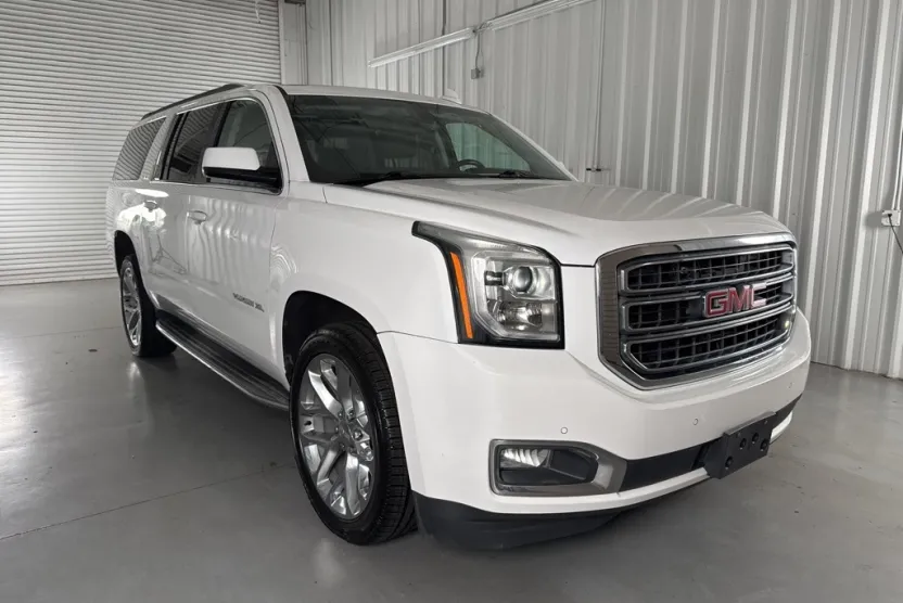 2018 Gmc Yukon XL SLE photo 1