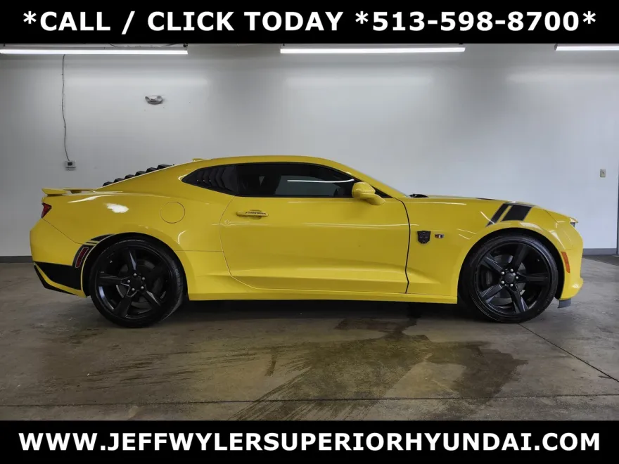 2017 Chevrolet Camaro 2SS Coupe photo 1
