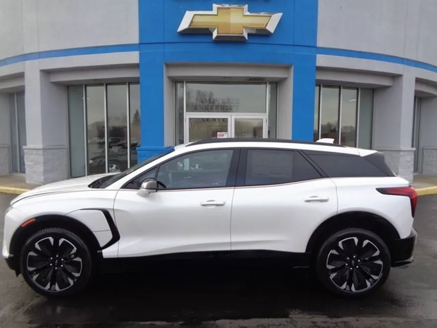 2025 Chevrolet Blazer EV RS photo 1