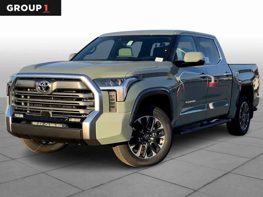 2026 Toyota Tundra Limited CrewMax photo 1
