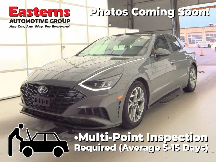 2022 Hyundai Sonata SEL photo 1