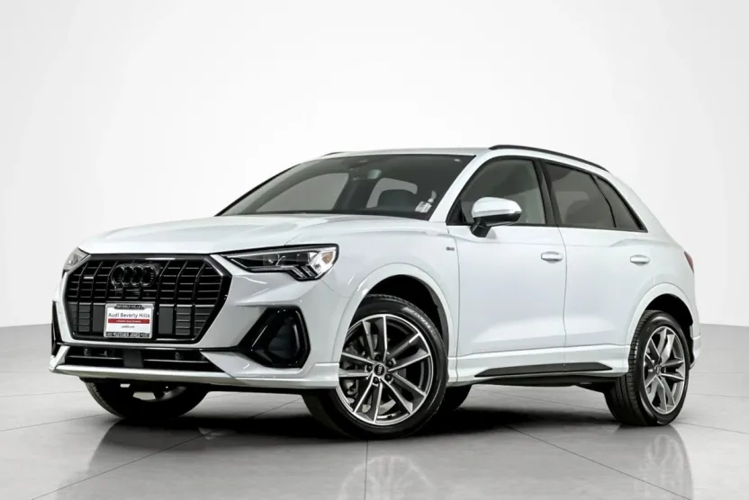 2025 Audi Q3 S line Premium 45 TFSI photo 1