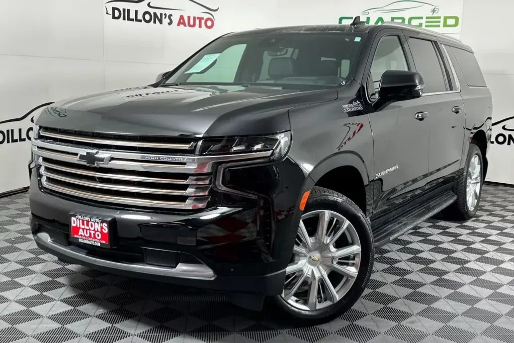 2023 Chevrolet Suburban High Country photo 1