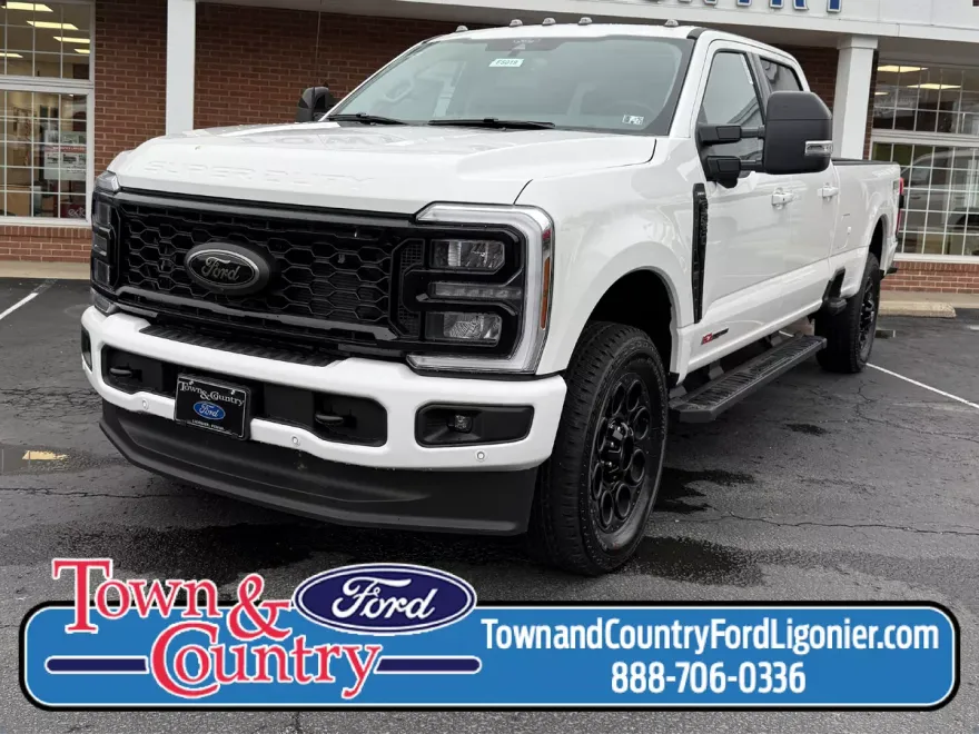 2025 Ford F-350 Lariat photo 1