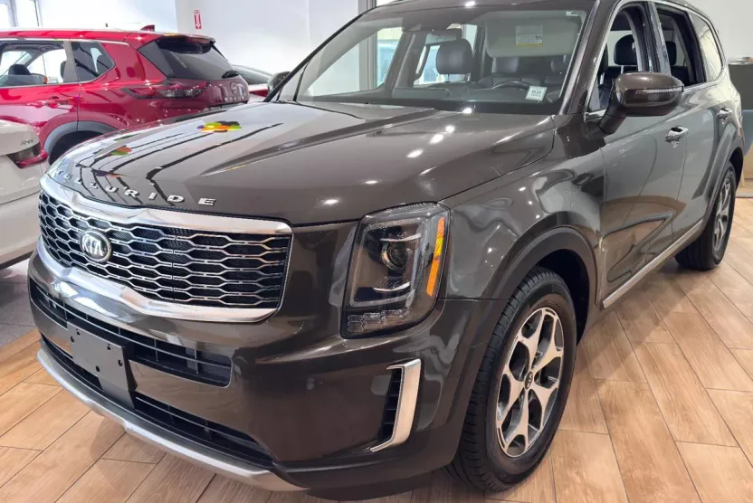 2020 Kia Telluride S photo 1