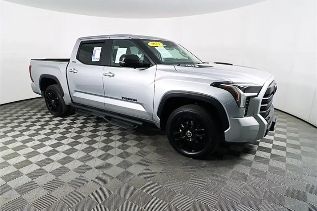 2024 Toyota Tundra Limited photo 1