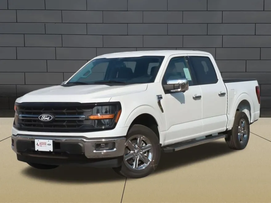 2025 Ford F-150 XLT photo 1