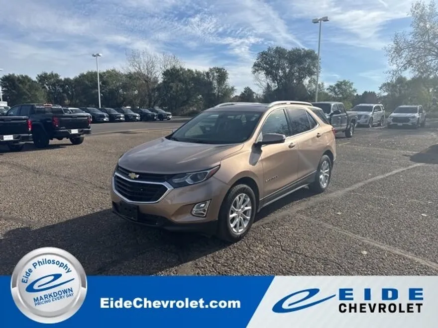 2019 Chevrolet Equinox LT photo 1