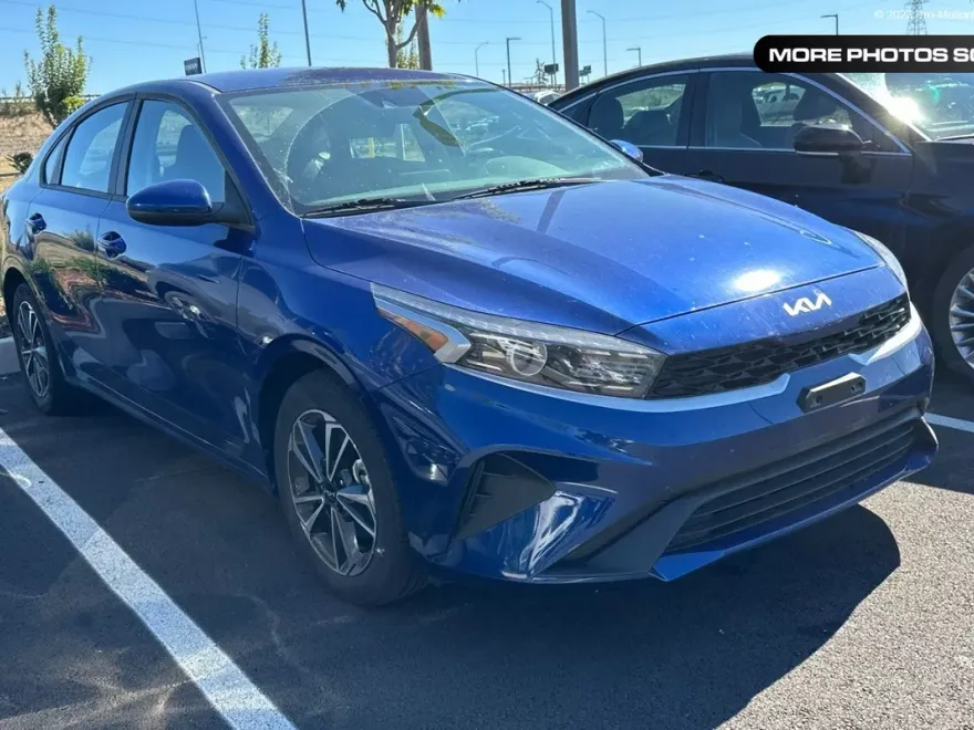 2024 Kia Forte LXS photo 1