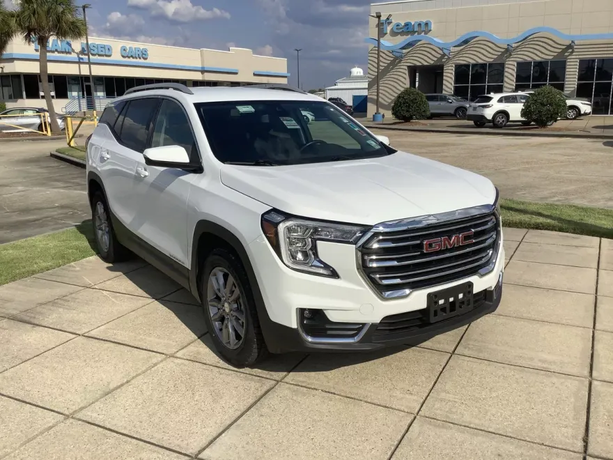 2024 Gmc Terrain SLT photo 1