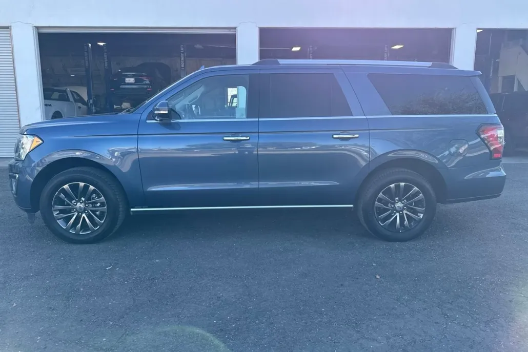 2019 Ford Expedition MAX Limited photo 1
