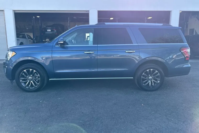 2019 Ford Expedition MAX Limited photo 1